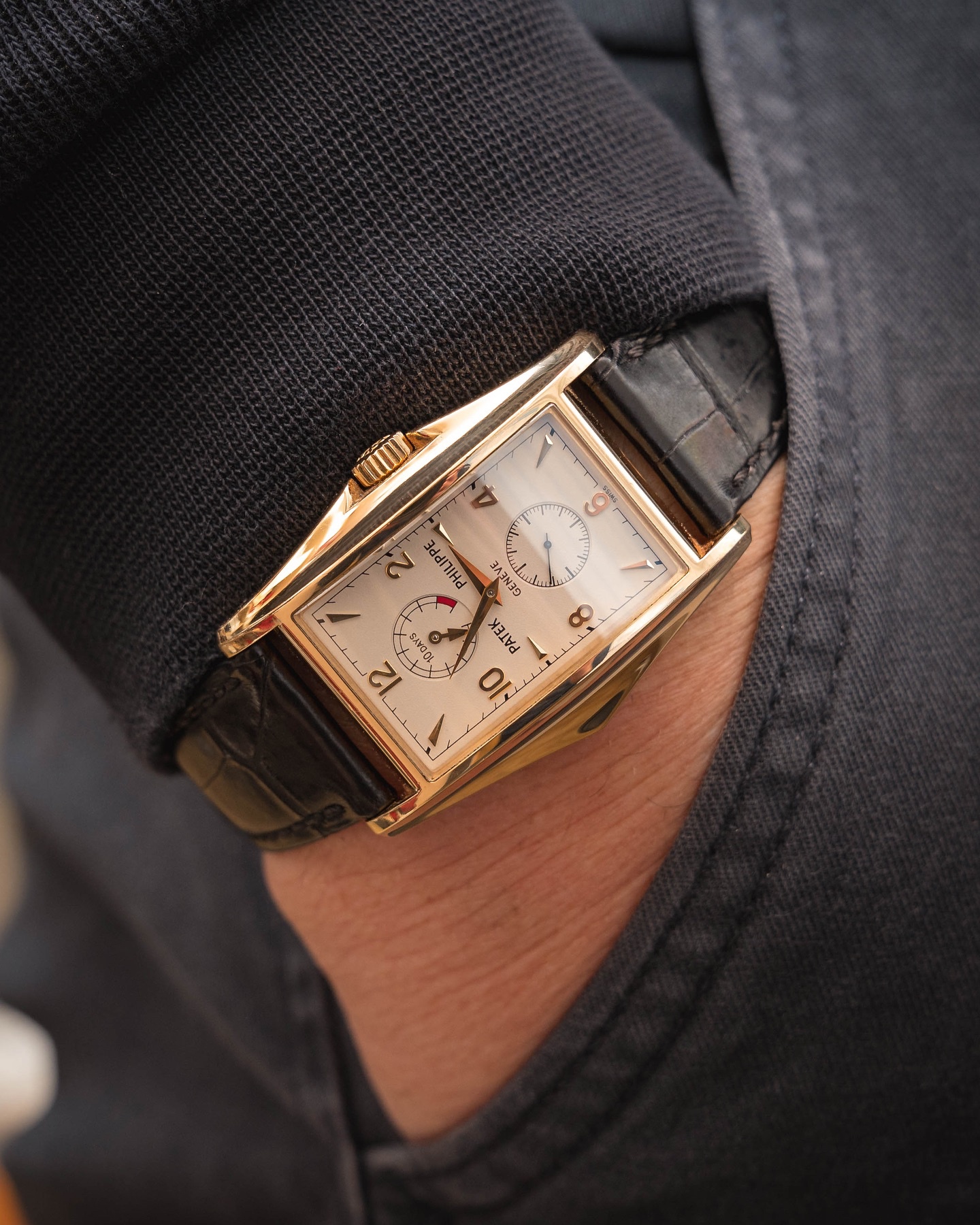 Watch by Patek Philippe, gondolo, 5100, 5100J