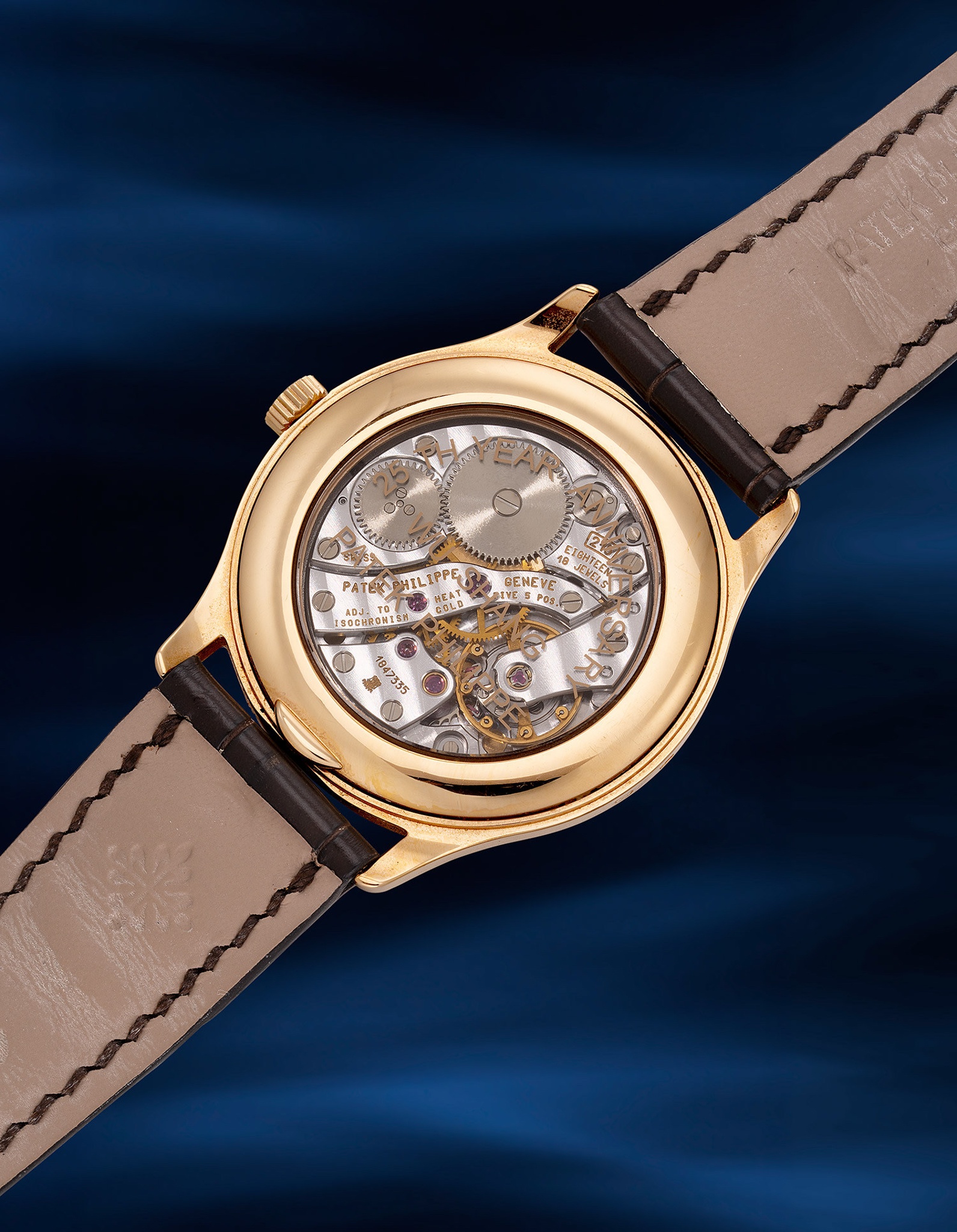 Watch by Patek Philippe, 3923, Calatrava
