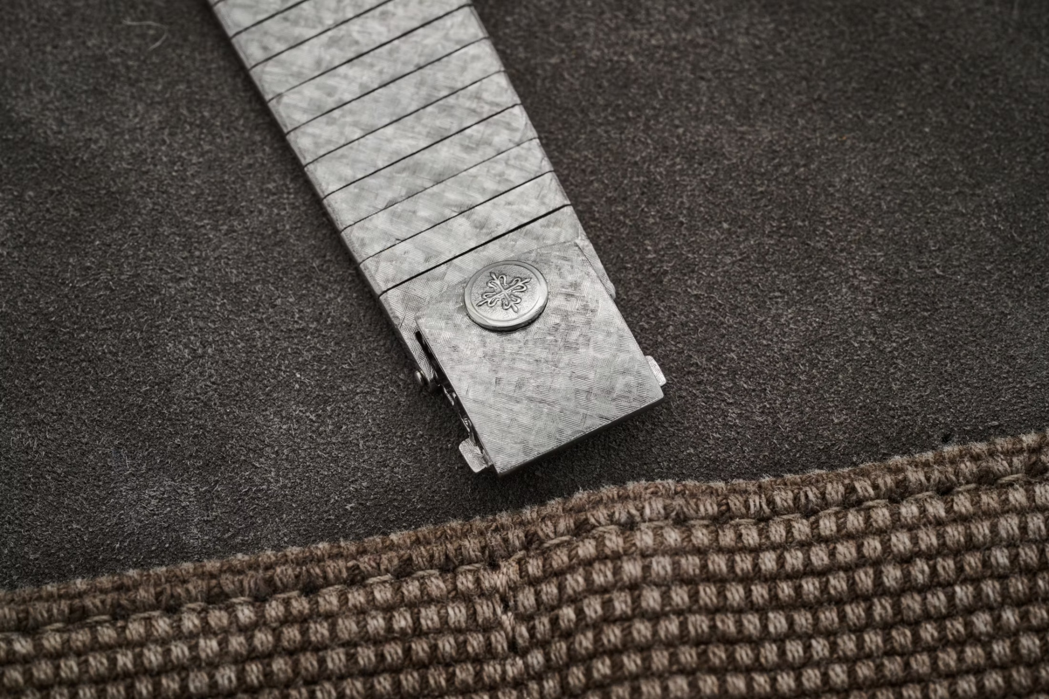 Watch by Patek Philippe, 2438