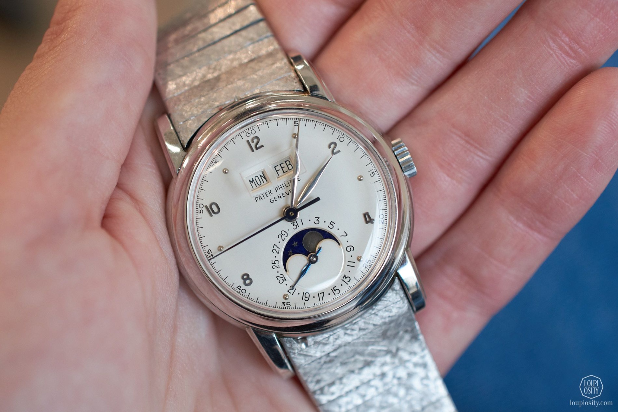 Watch by Patek Philippe, 2438