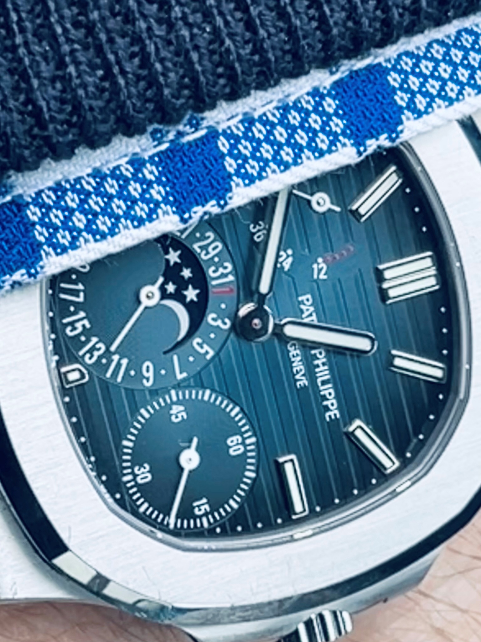 Watch by Patek Philippe, Nautilus, 5712