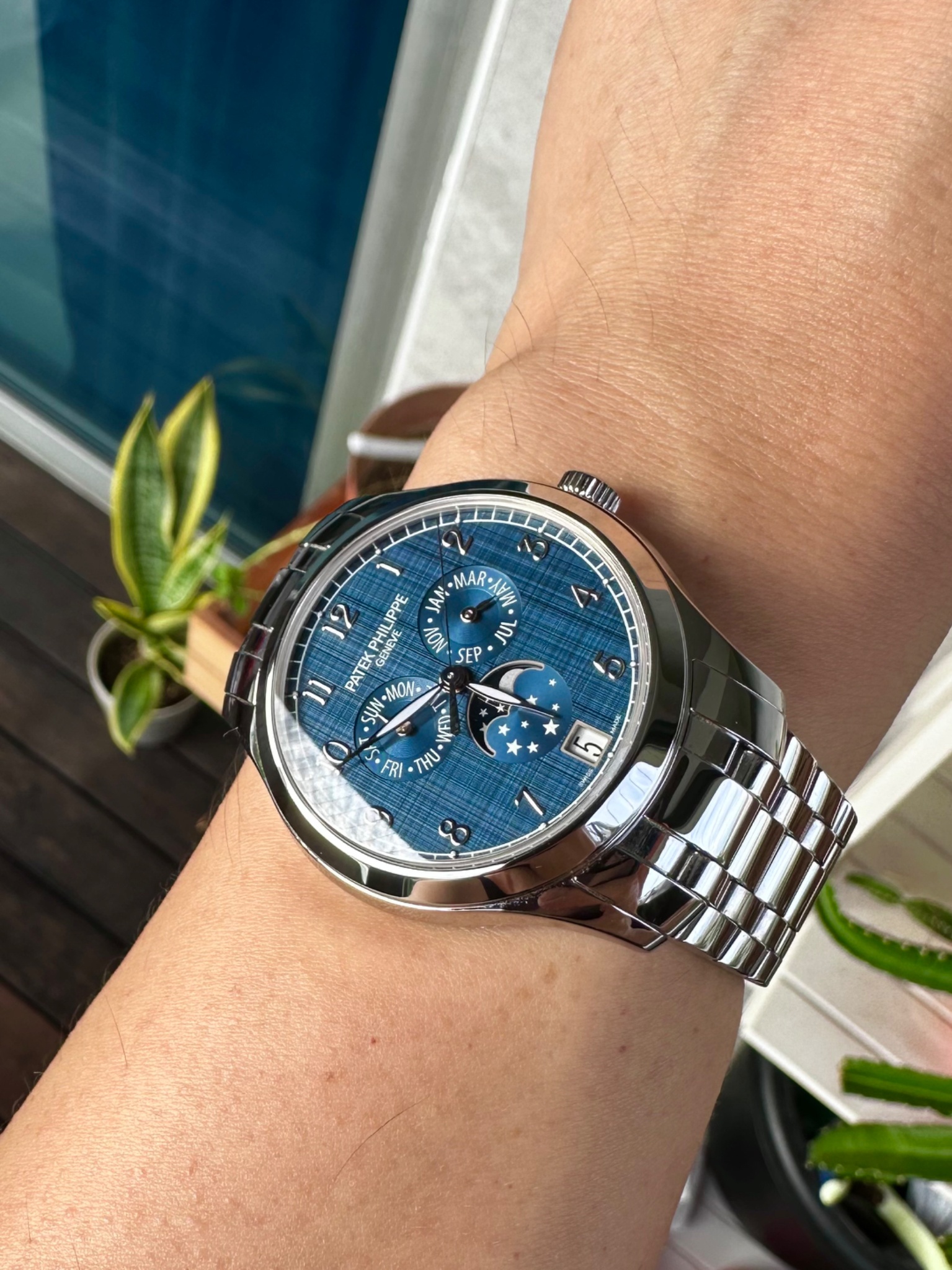Watch by Patek Philippe, complications, 4947