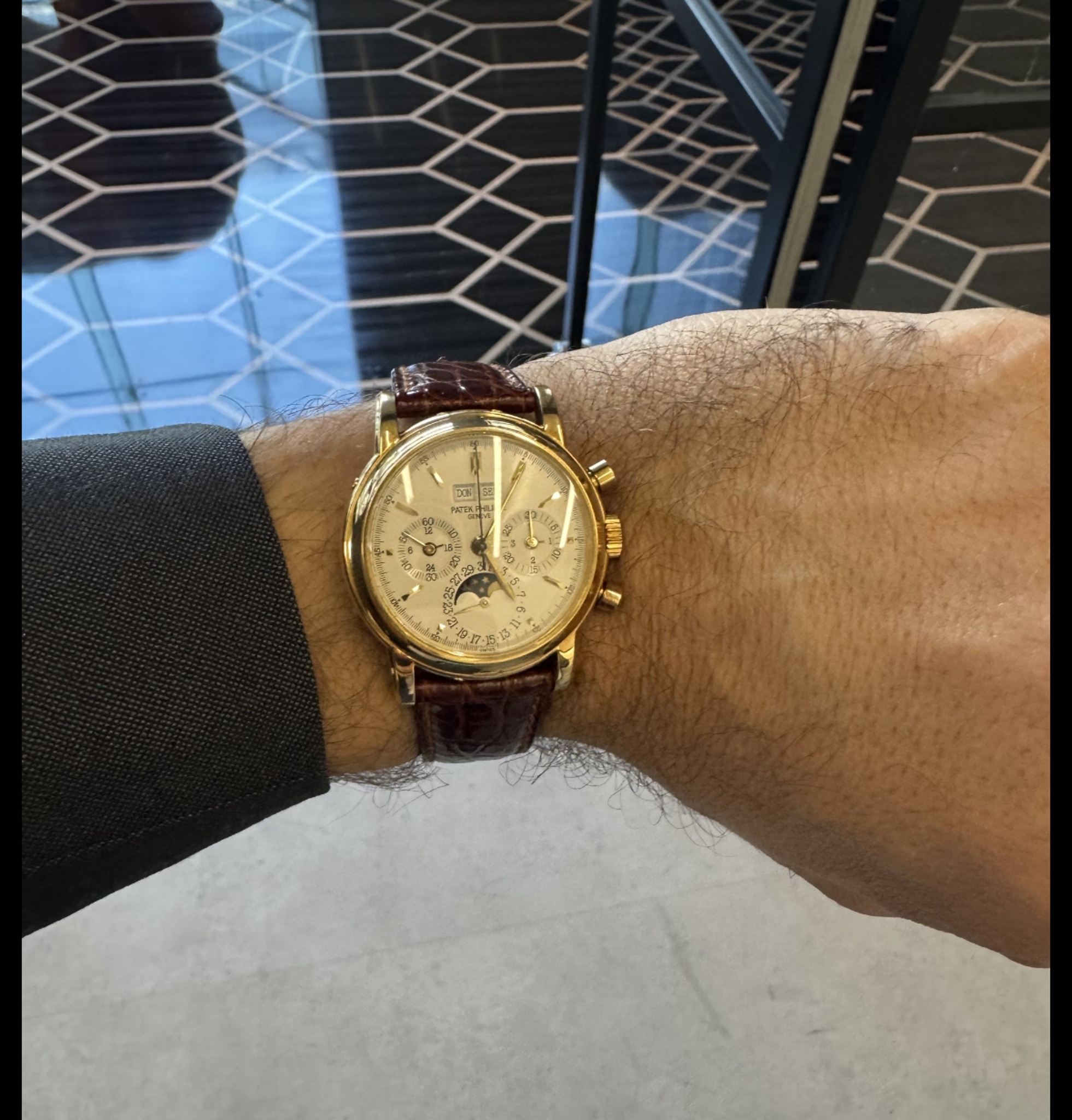 Patek Philippe - 3970EJ 3d generation