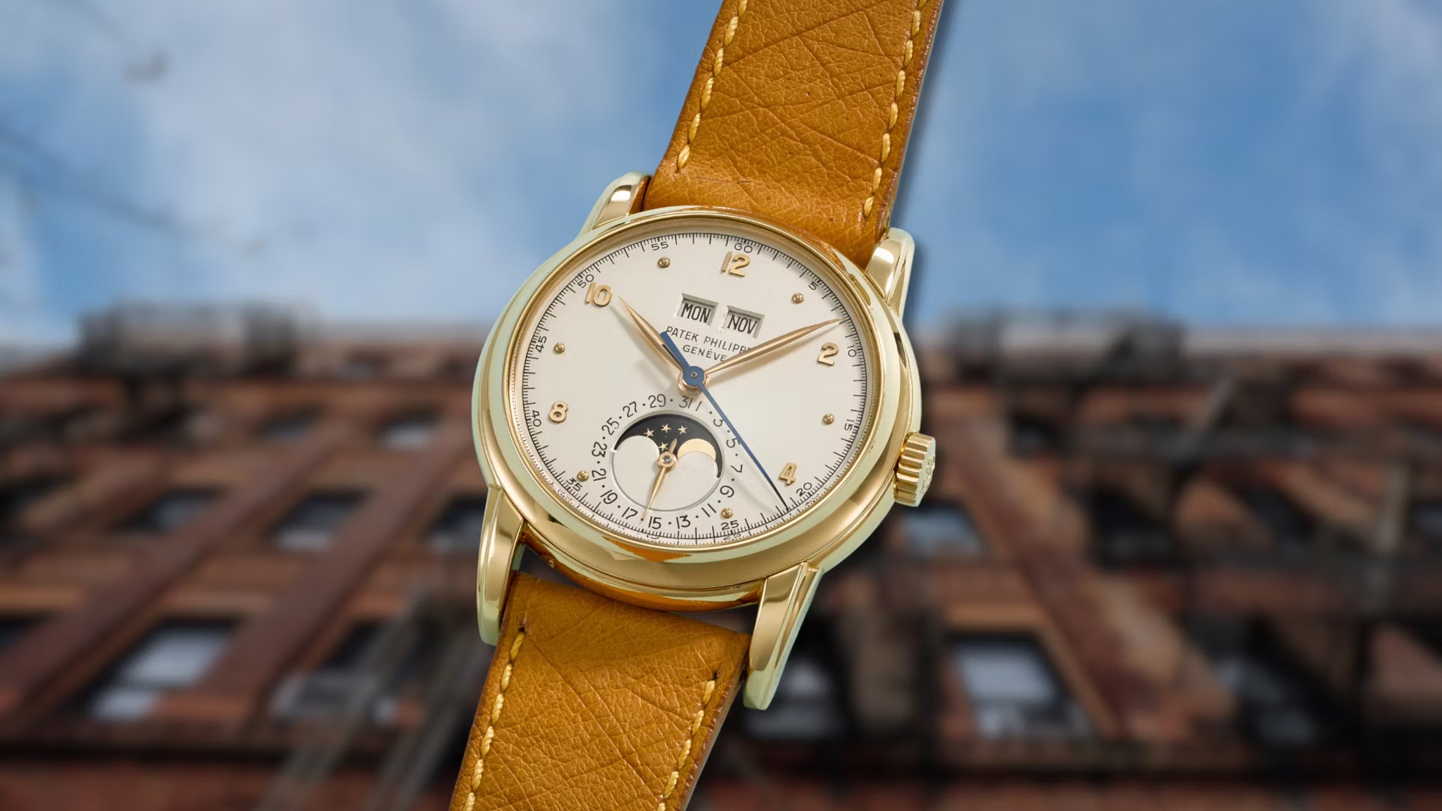 Watch by Patek Philippe, 2438
