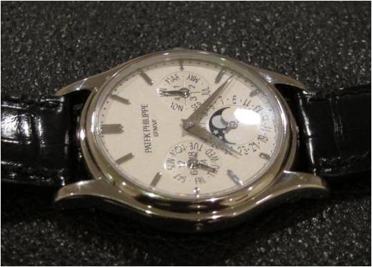 My poor attempt to capture the texture of the dial