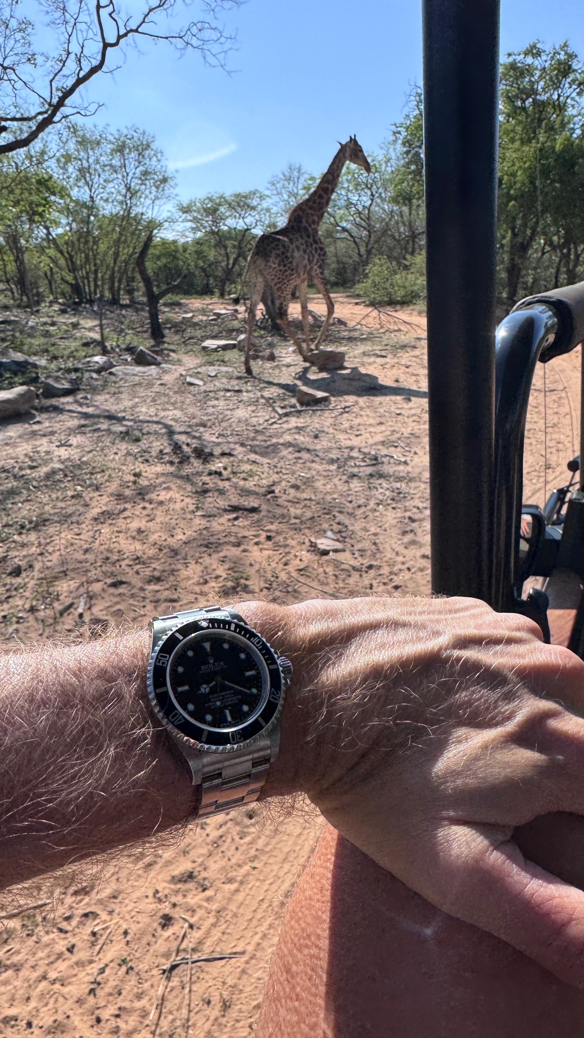 Watch by Rolex, Submariner, 14060M