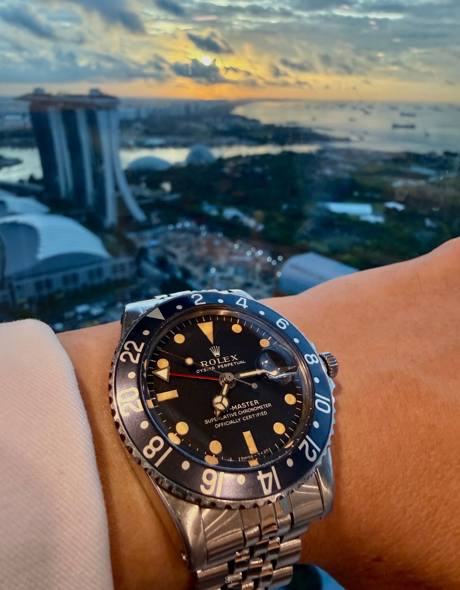 Watch by Rolex, 1675, GMT Master