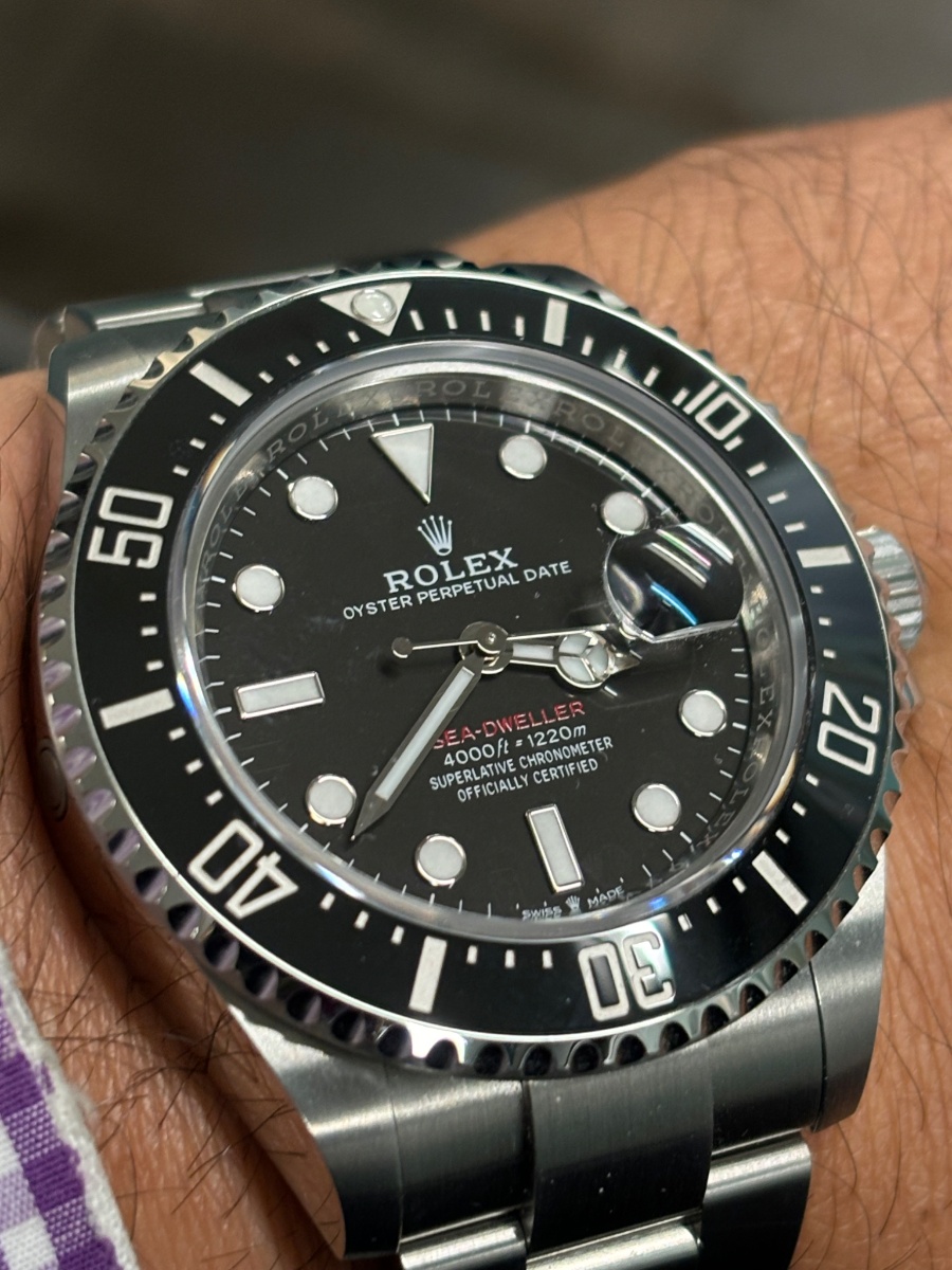 Watch by Rolex, Sea Dweller, 126600