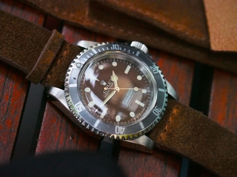 A gorgeous tropical matte dial 5512