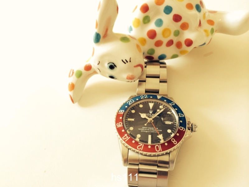Colors match: 1675 Pepsi & Easter bunny