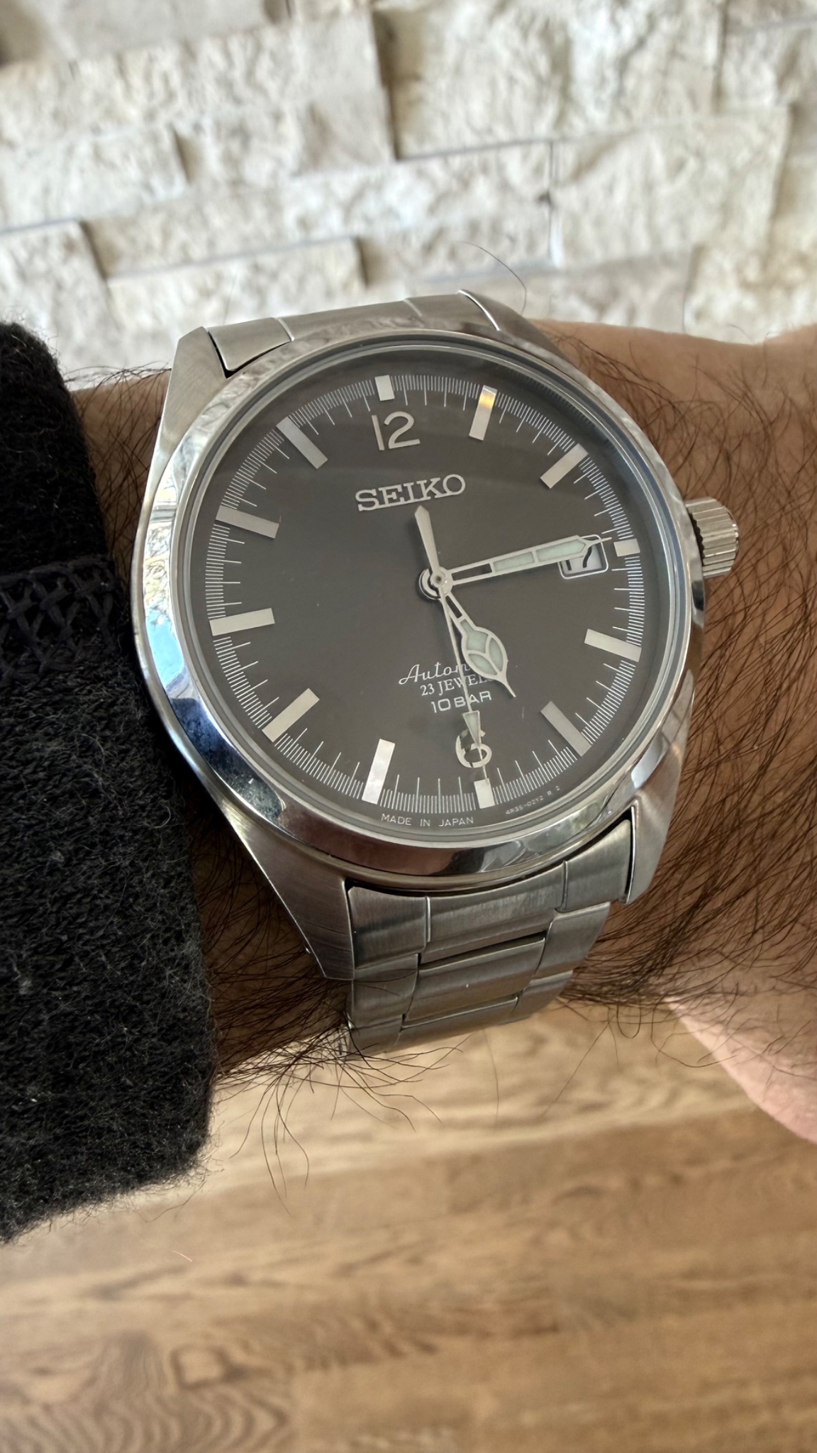 Acquired a JDM SZSB035 Seiko with a captivating sunburst dial