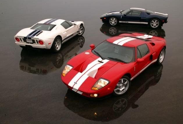 Bunch of Ford GTs