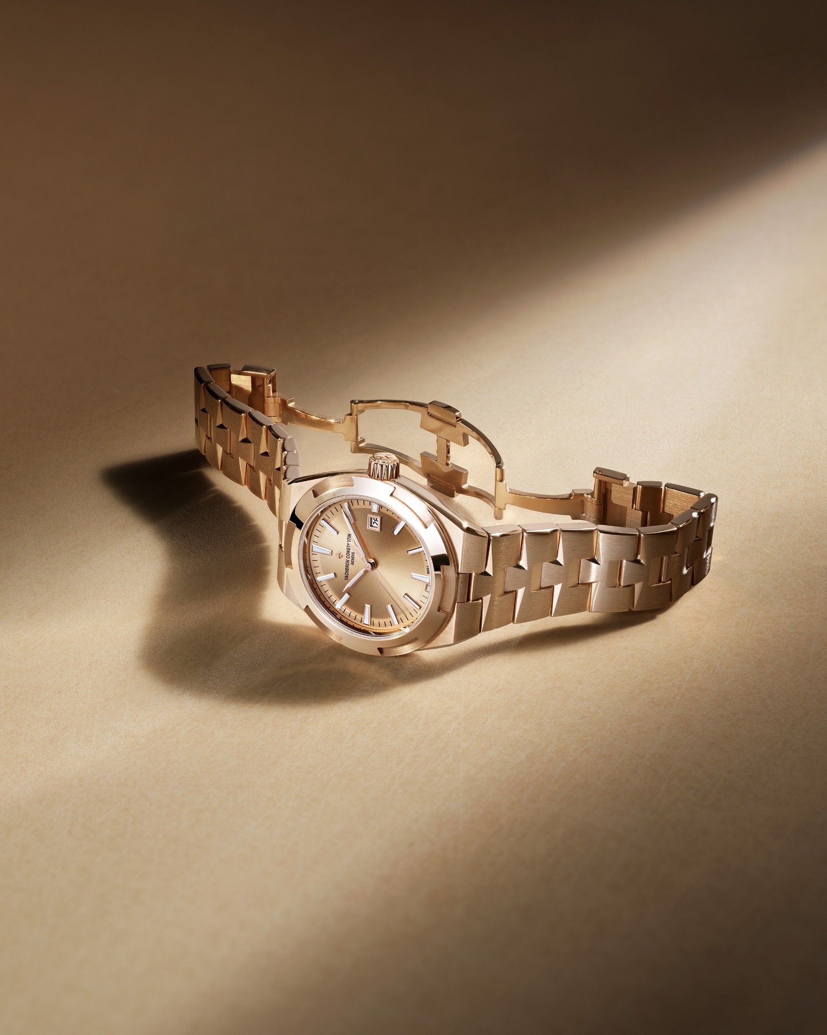 Vacheron Constantin Overseas 34.5mm New Models — WatchProSite