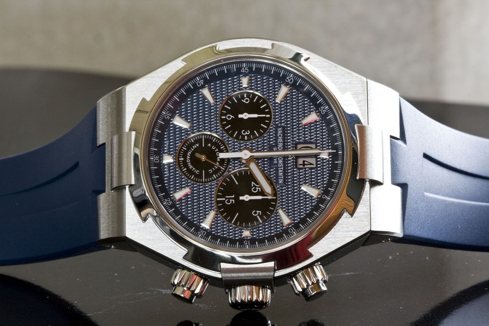 photo The Hour Lounge