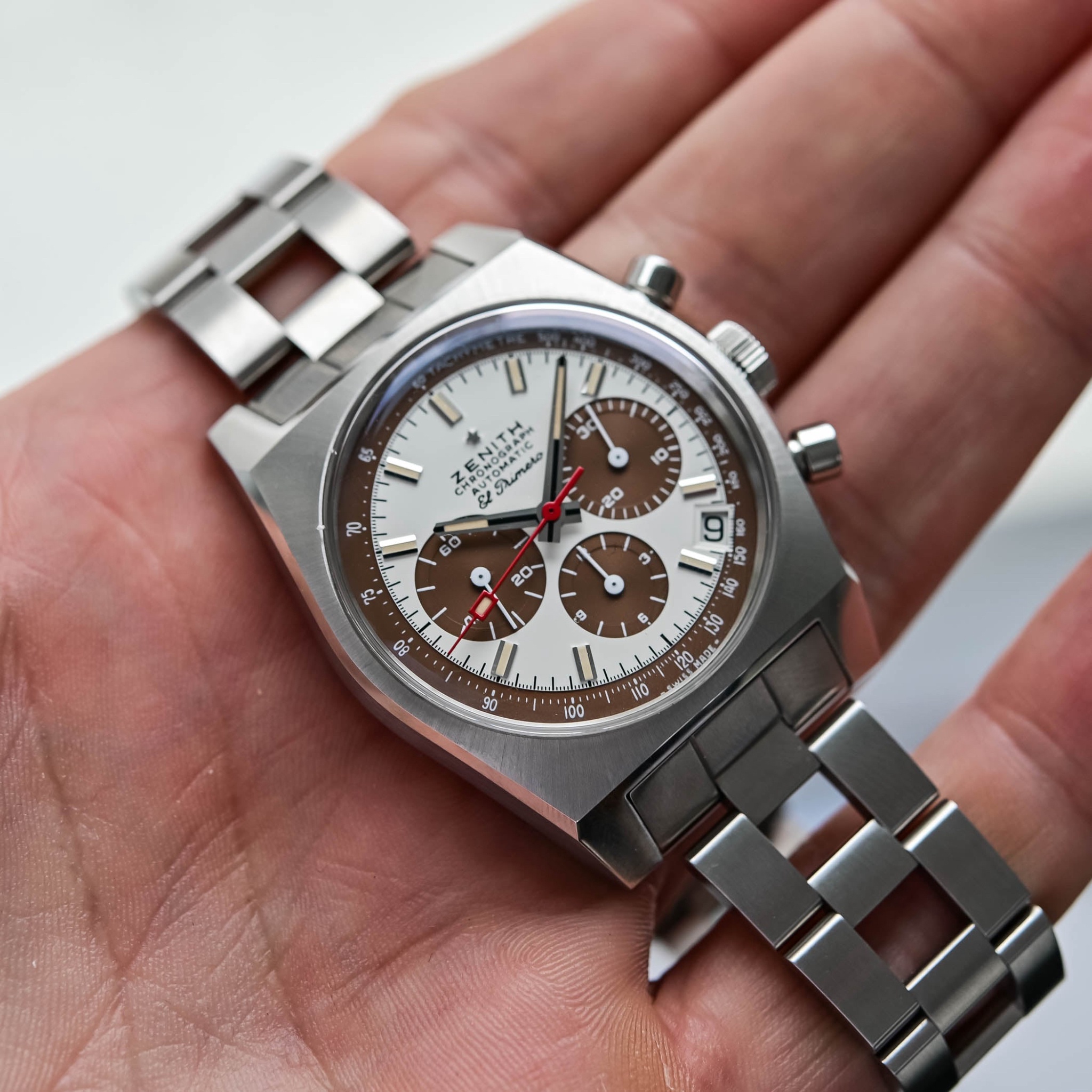 Zenith releases new Chronomaster Revival El Primero ref. A384 with
